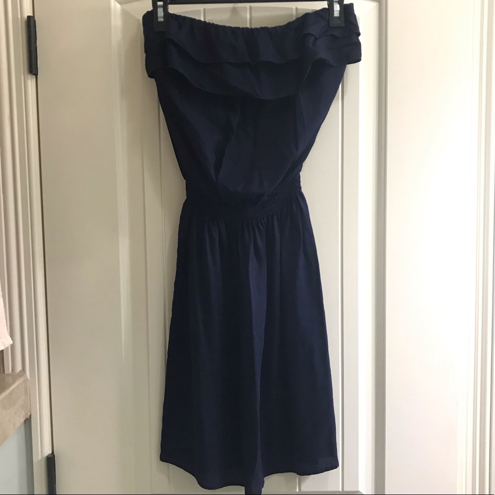 Navy strapless dress